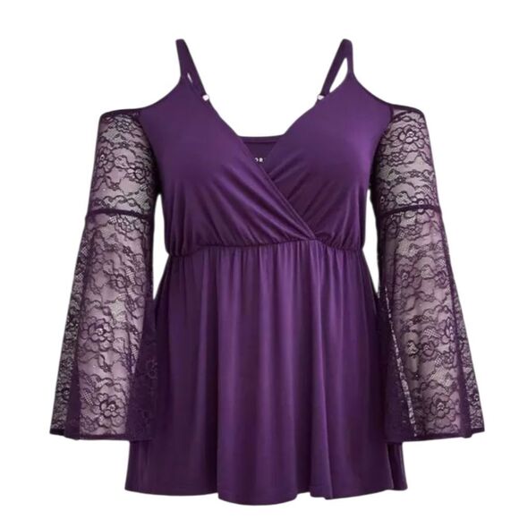 Torrid Babydoll Super Soft Surplice Cold Shoulder Lace Bell Sleeve Top NEW - Picture 2 of 13